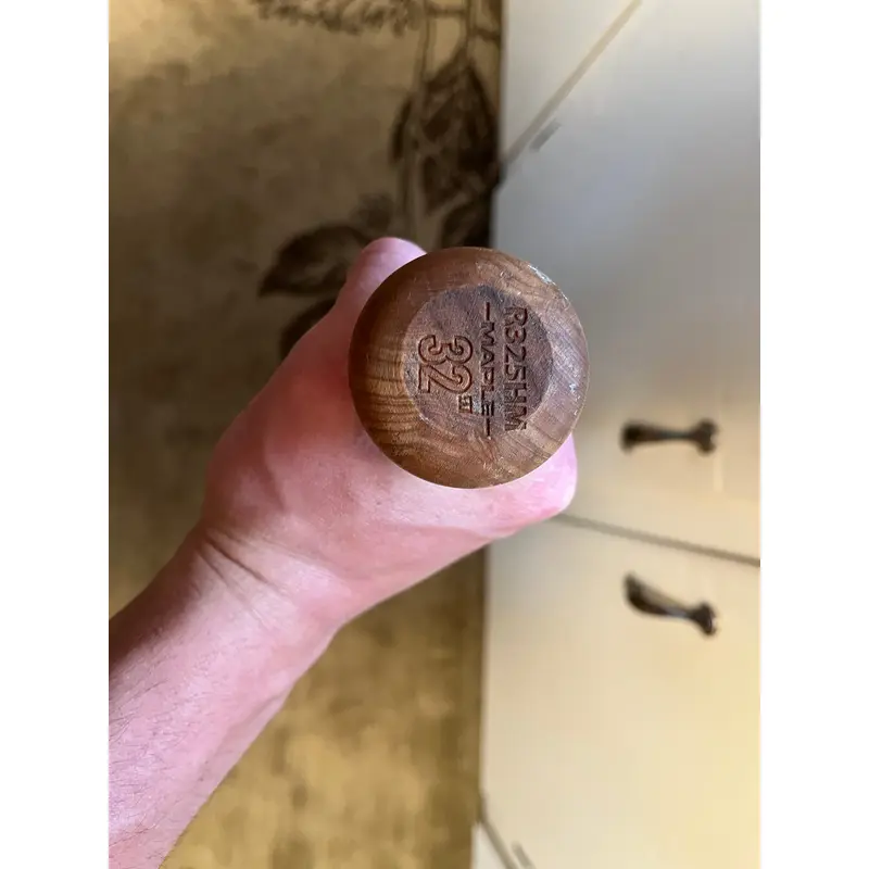 Used Rawlings   32" Hard Maple Pro Bat