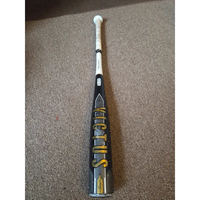 Victus Vandal USSSA Certified Bat (-5) 26 oz 31"