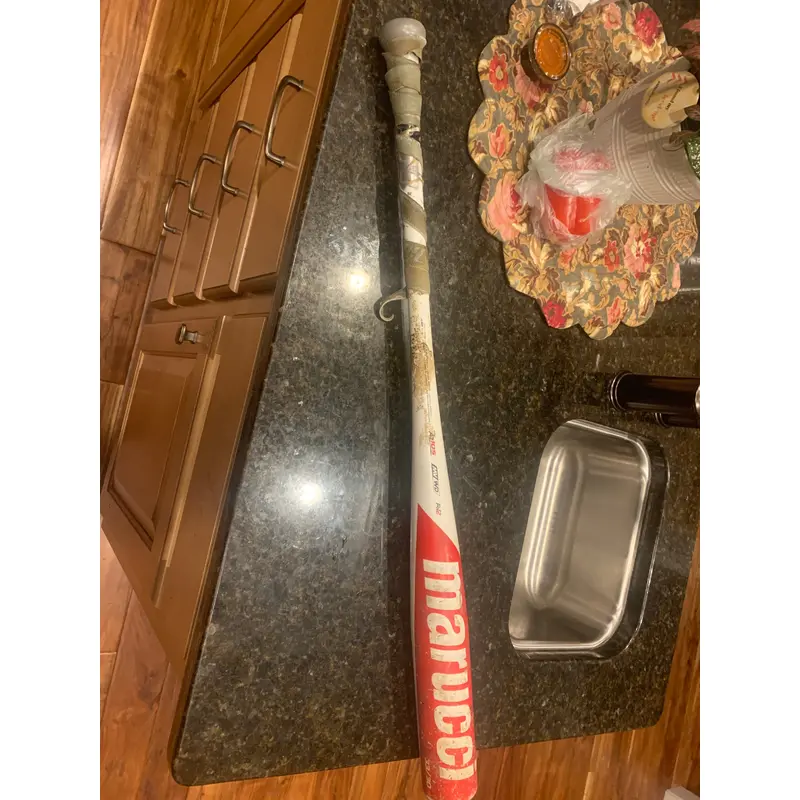 Marucci CAT8 Bat (-3) 30 oz 33" (Used)