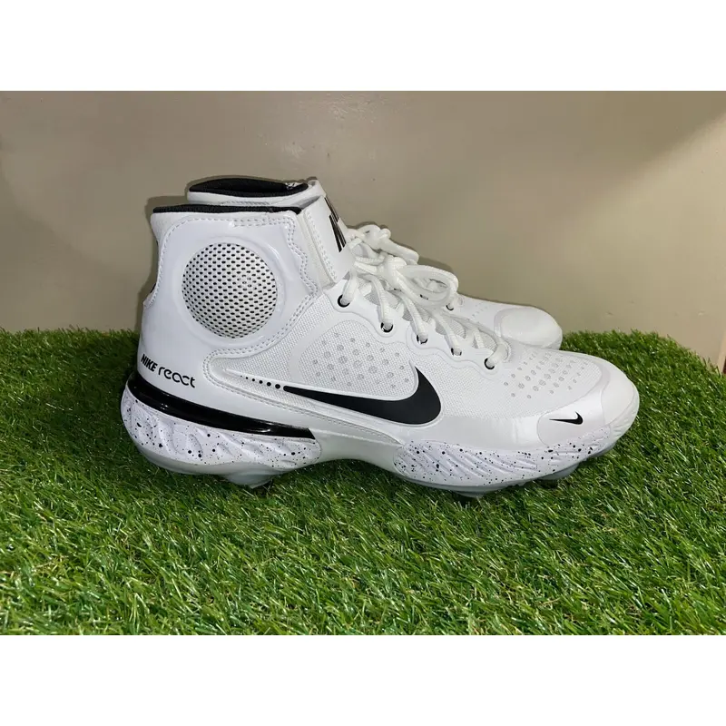 *SOLD* Nike Alpha Huarache Elite 3 Mid Metal Baseball Cleats CV3550-105 Mens 12.5 NEW