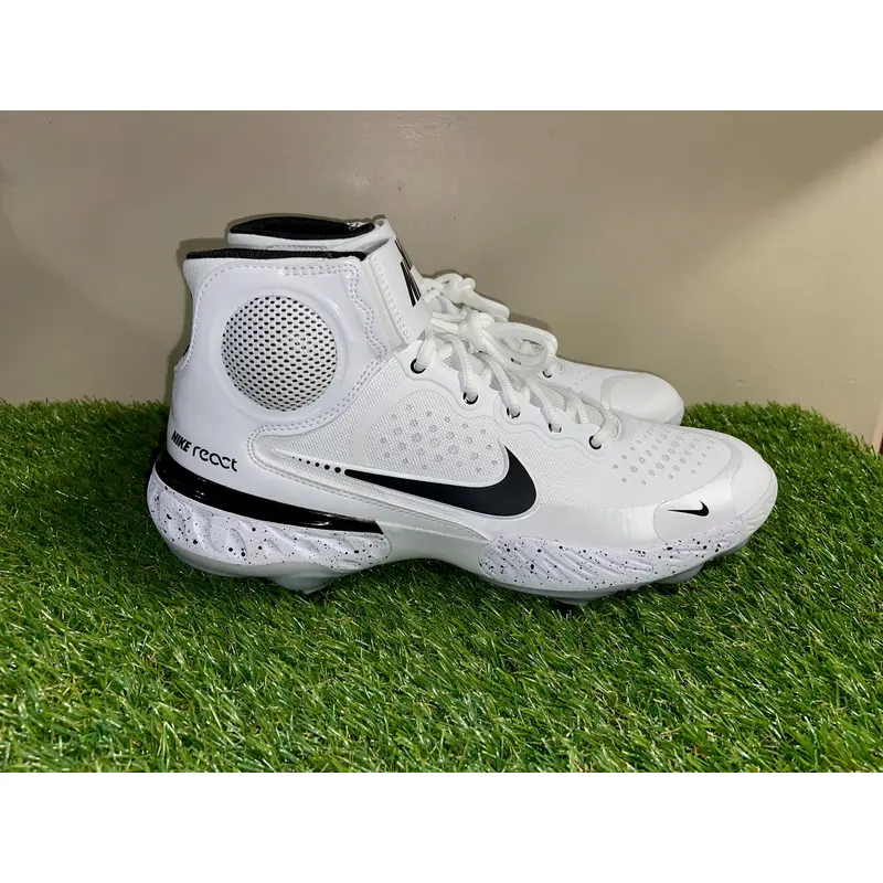 Nike Alpha Huarache Elite 3 Mid Metal Baseball Cleats CV3550-105 Mens 9 NEW