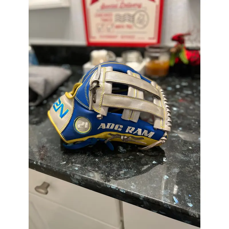 S2N Custom Glove