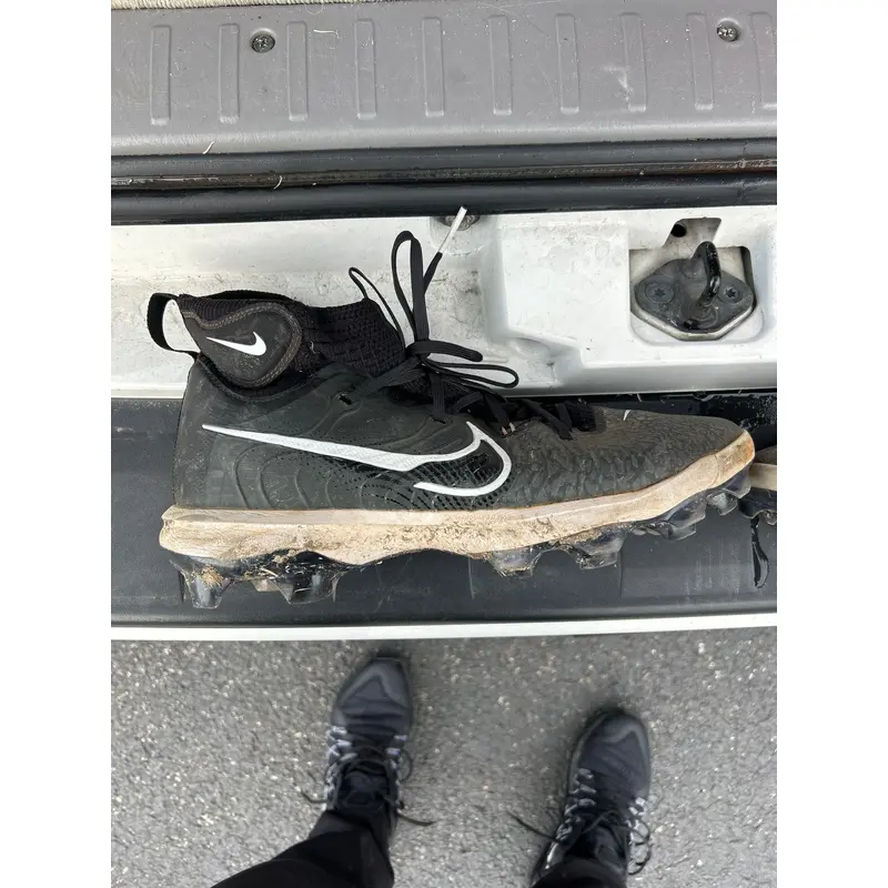 Black Men's Molded Cleats High Top Alpha Huarache NXT