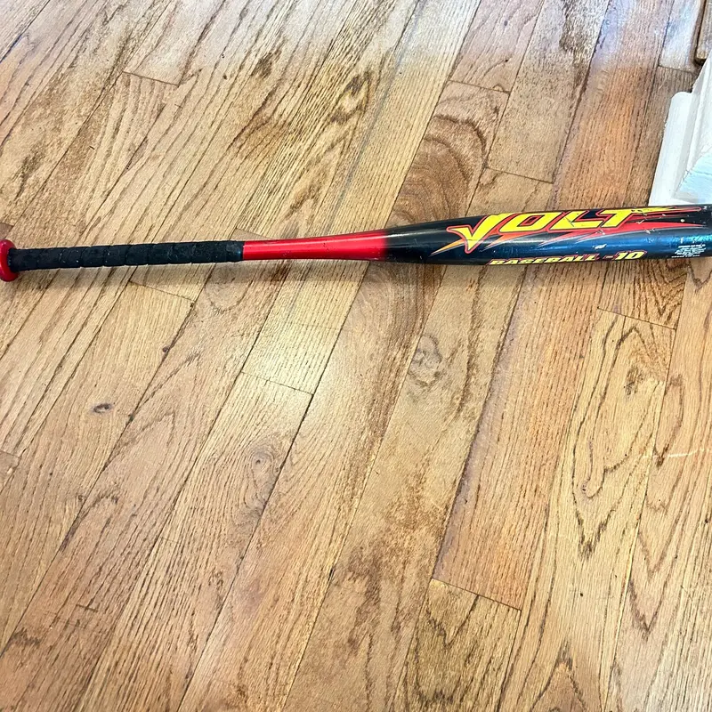 Easton VOLT  Bat (-10) 21 oz 31" (Used)