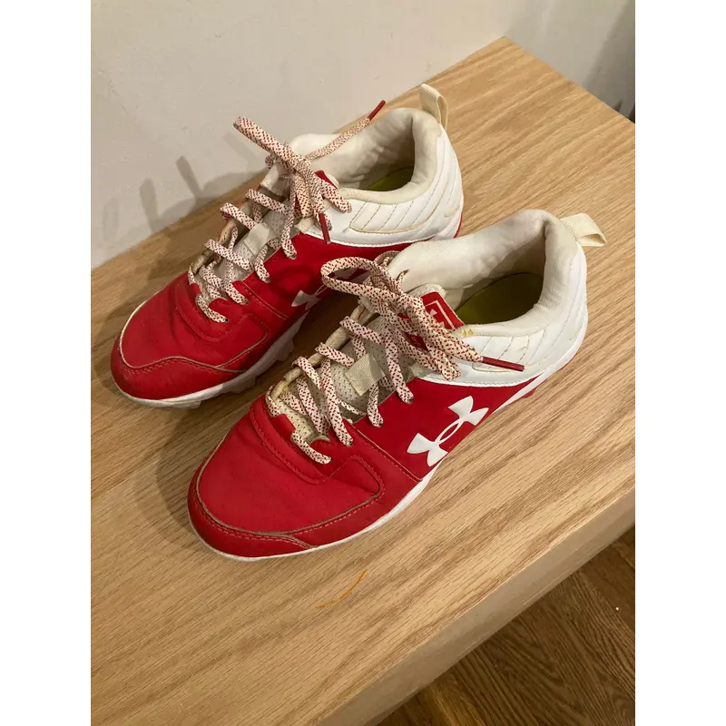 Red Used Molded Cleats Low Cut Leadoff low rm
