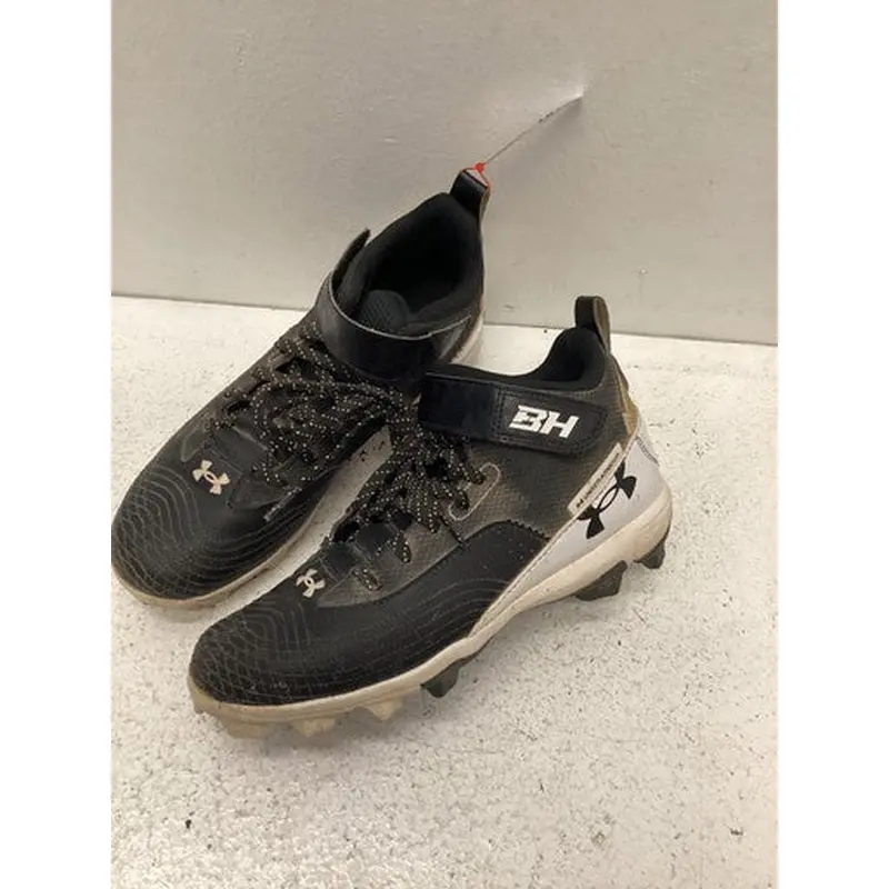 Used Under Armour BH BB/SB Cleats Black Youth 06.5 11443-S000197108