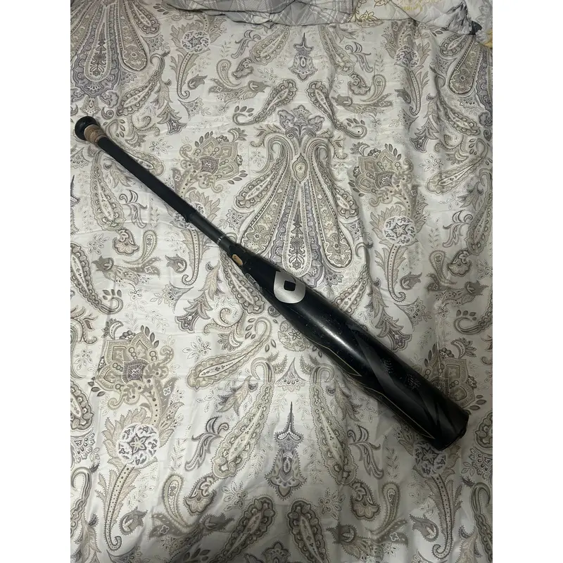 Used 2019 DeMarini USSSA Certified Composite 24 oz 32" CF Black Bat