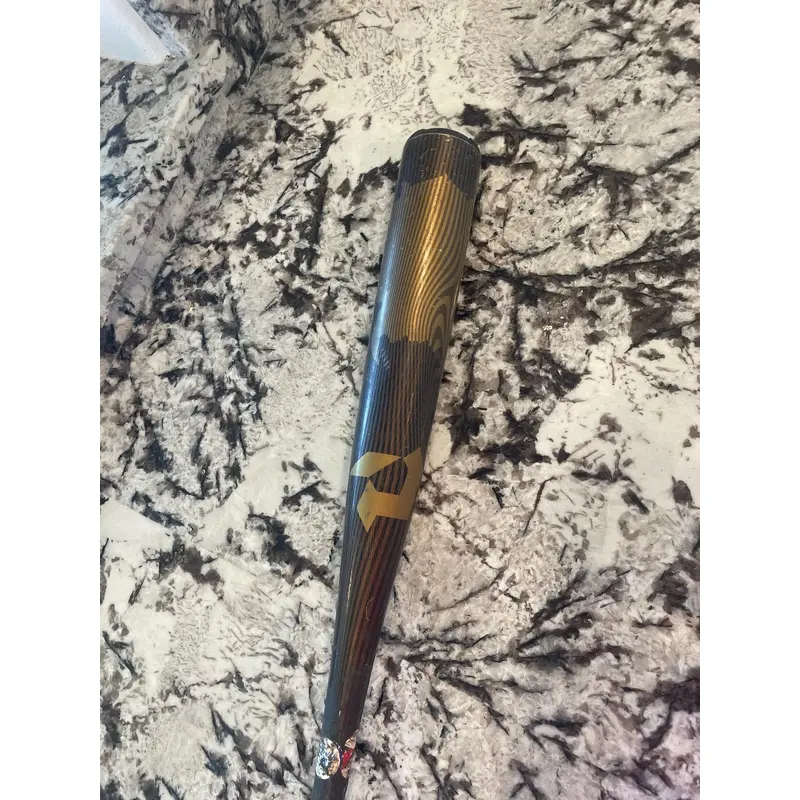 Demarini voodoo 34/31
