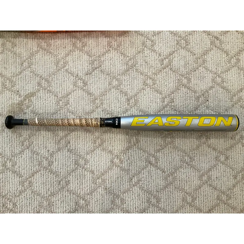 2011 Easton XL1 Silver Bullet Bat (-10) 19 oz 29"