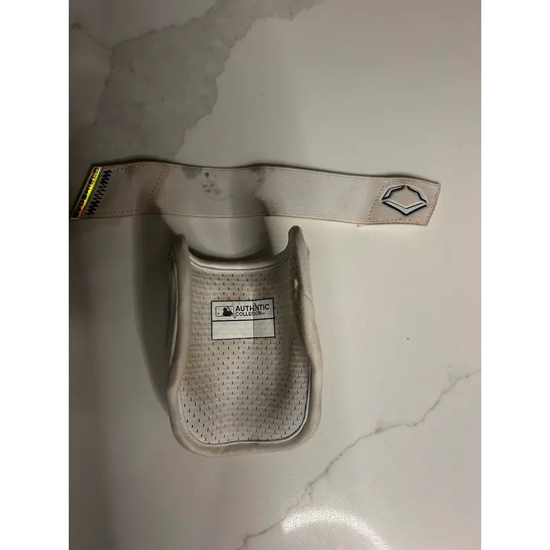 White Junior EvoShield Elbow Guard Elbow Protection (Used)