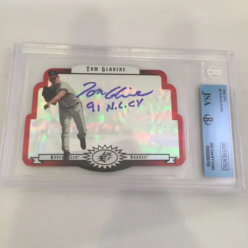 Tom Glavine Signed Autographed 1996 Upper Deck SP Inscribed 1992 Cy Young BGS