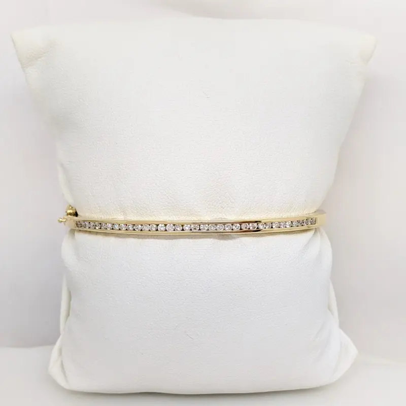 14K .70 CARAT TOTAL WEIGHT I1 I DIAMOND ROUND (35) CHANNEL SET ESTATE BANGLE 15.8 GRAMS