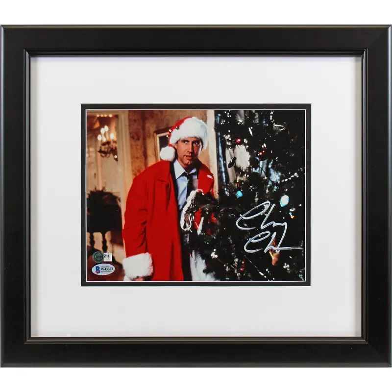 Chevy Chase Christmas Vacation Authentic Signed 8x10 Framed Photo BAS #W43379