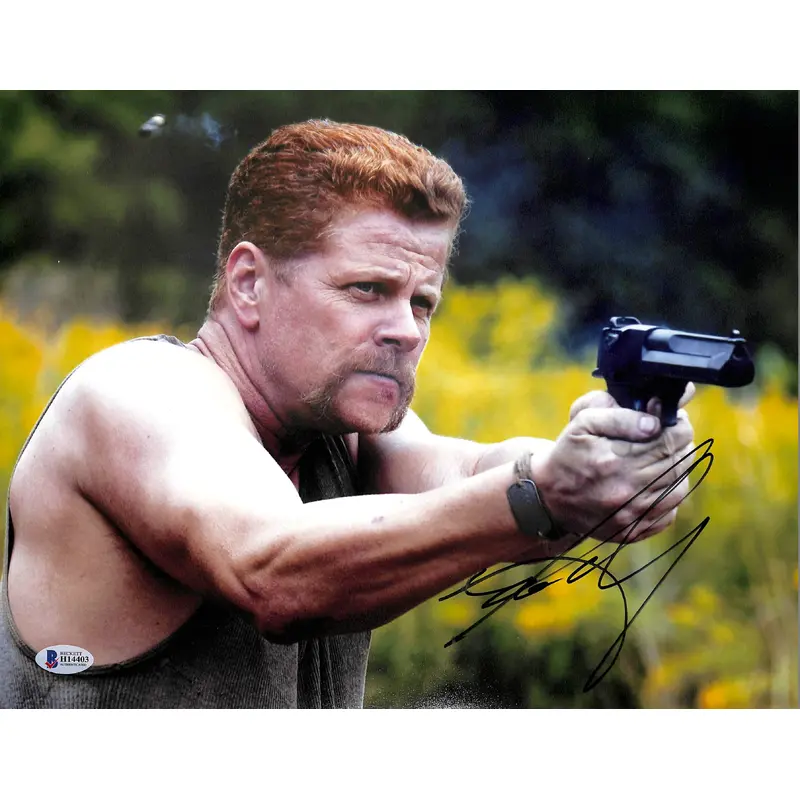 Michael Cudlitz The Walking Dead Authentic Signed 11x14 Photo BAS #H14403