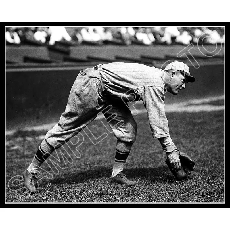 Rogers Hornsby 8X10 Photo - St. Louis Cardinals - 413