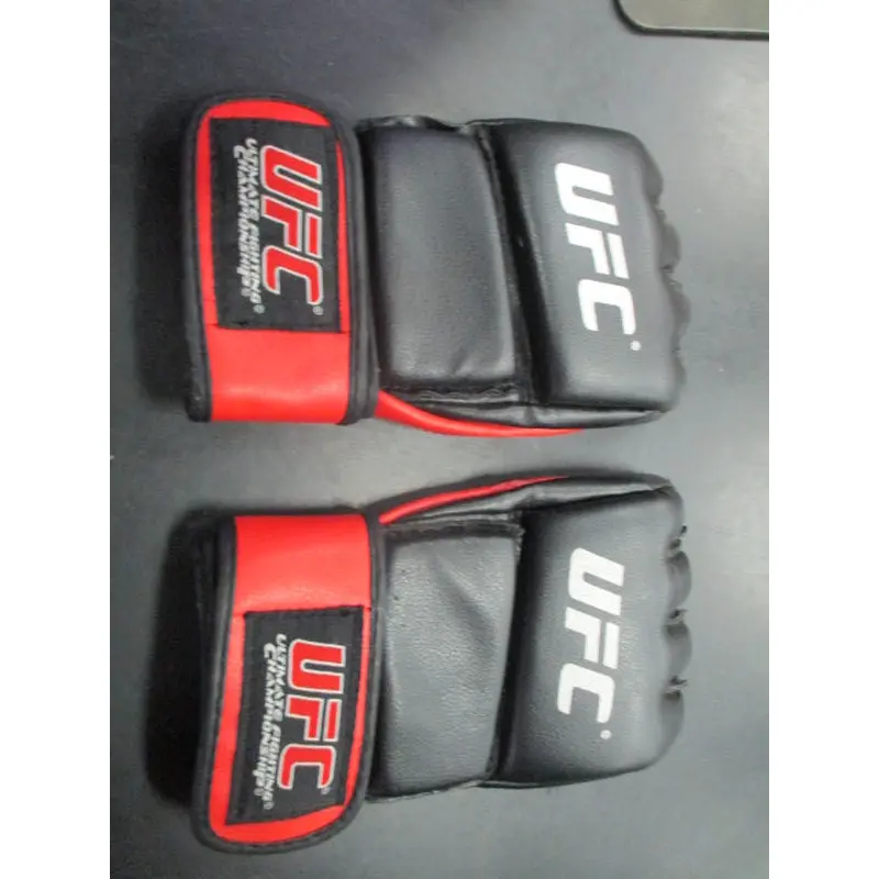 Used UFC MMA Gloves Size L / XL