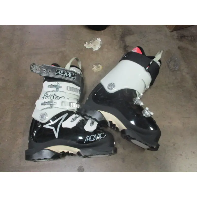 Used Atomic Medusa 70 Ski Boots Size 22.5