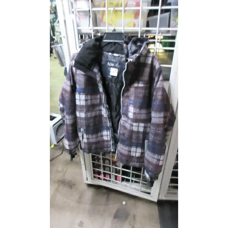Used Pulse Plaid Snow Jacket Youth Size Medium ( 12/14) - no front zipper