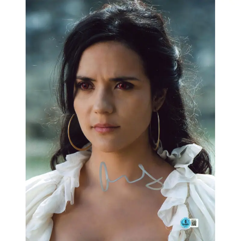 Catalina Sandino Moreno Twilight Authentic Signed 11x14 Photo BAS #BS78183