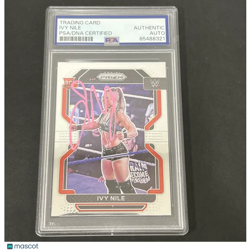 2022 Panini Prizm WWE #184 Ivy Nile signed card PSA