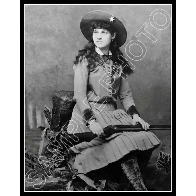 Annie Oakley 11X14 Photo - 2885