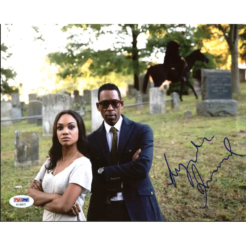 Lyndie Greenwood Sleepy Hollow Authentic Signed 8X10 Photo PSA/DNA #AC46875