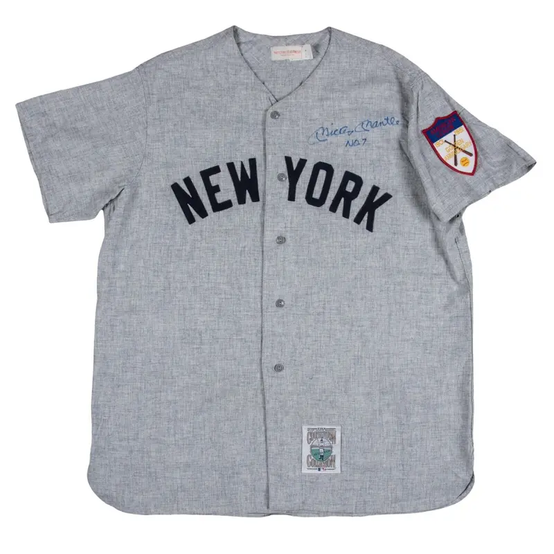 Beautiful Mickey Mantle NO. 7 Signed New York Yankees Rookie Jersey Beckett COA