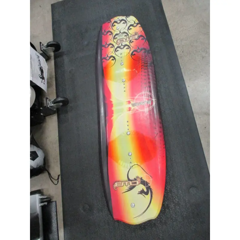 Used EMO 137cm Wakeboard Deck