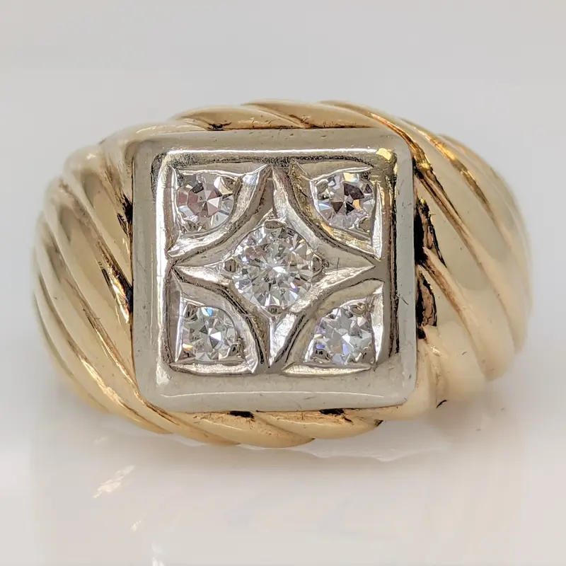 14K .22 CARAT TOTAL WEIGHT I1 G DIAMOND ROUND (5) ESTATE RING 6.1 GRAMS