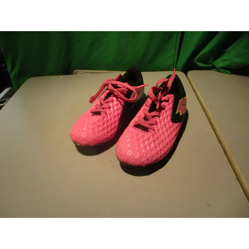 Used Youth Lotto Cleats Size 1