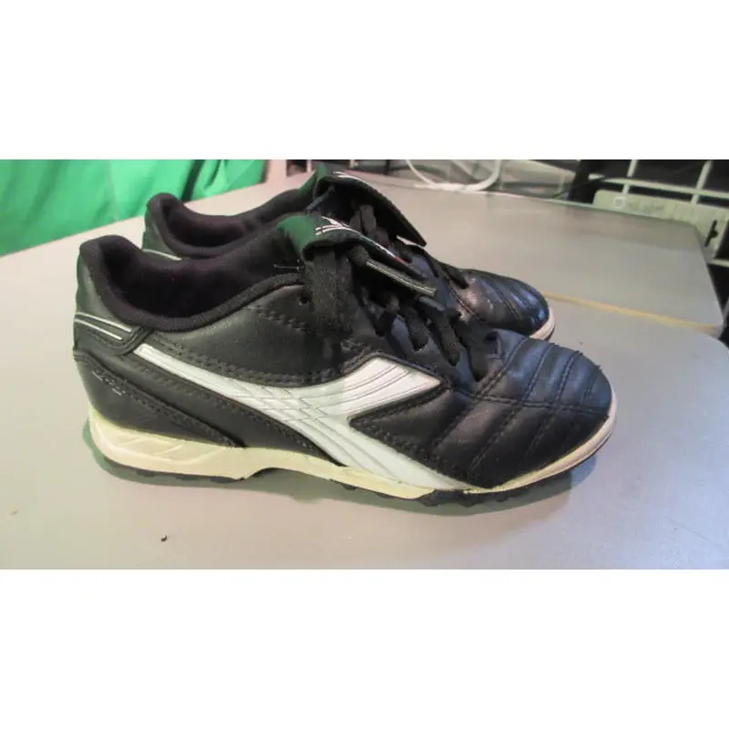 Used Diadora Forza Youth 2Y Turf Soccer Shoes