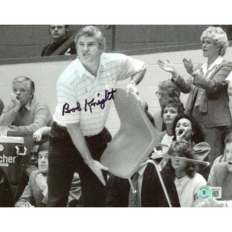 Indiana Bobby Knight Authentic Signed 8x10 Photo Autographed BAS #BD20736