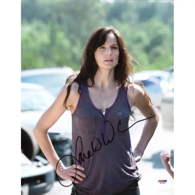 Sarah Wayne Callies Walking Dead Signed Authentic 11X14 Photo PSA/DNA #W79883