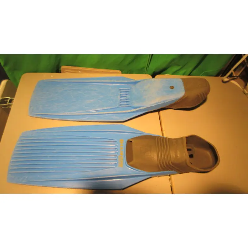 Used US Divers aqua Lung Size 8-9 Fins