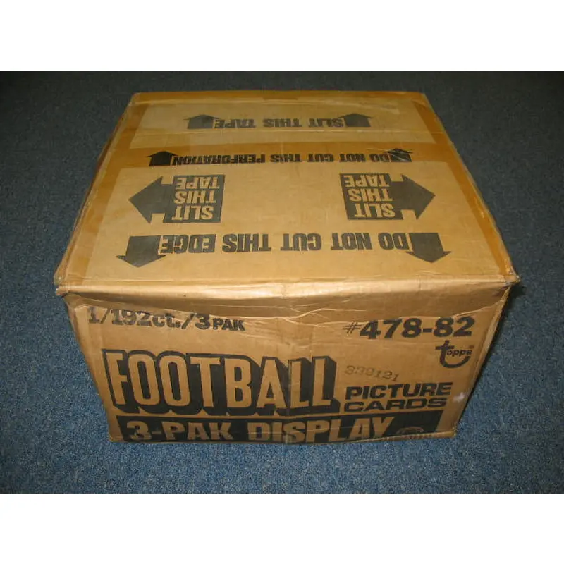1982 Topps Football Grocery Rack Pack Case (192)