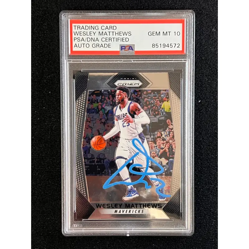 2017-18 Panini Prizm #95 Wesley Matthews Signed Card AUTO 10 PSA Slabbed Mavericks