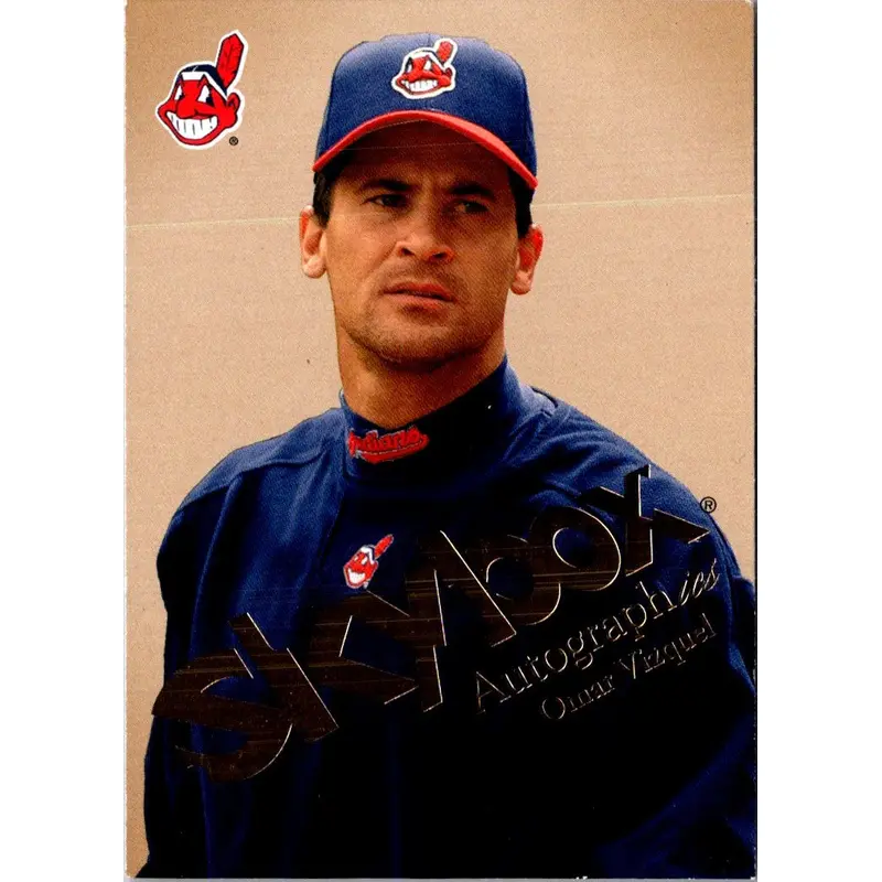 2004 SkyBox Autographics Omar Vizquel #39