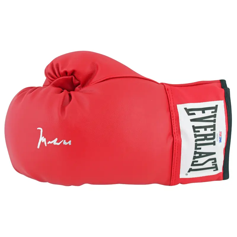 Muhammad Ali Signed Red Everlast Boxing Glove Auto Graded 10! PSA Itp #4A54291