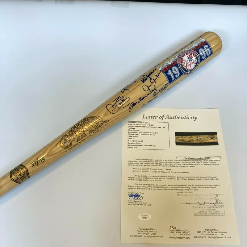 1996 New York Yankees World Series Champs Team Signed Bat Derek Jeter JSA COA