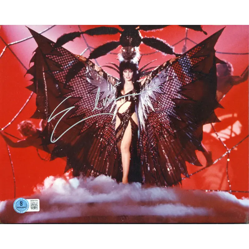 Cassandra Peterson Elvira: Mistress of the Dark Signed 8x10 Photo BAS #BT01174