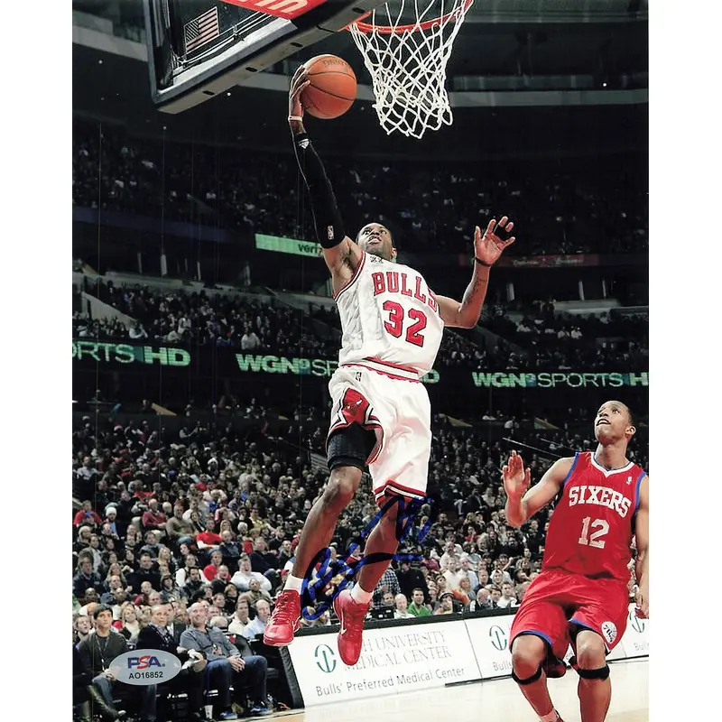 C.J. WATSON signed 8x10 photo PSA/DNA Chicago Bulls Autographed
