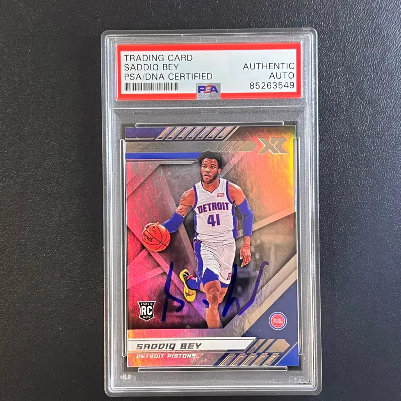 2020-21 Panini Chronicles #292 Saddiq Bey Signed Card AUTO PSA Slabbed RC Pistons