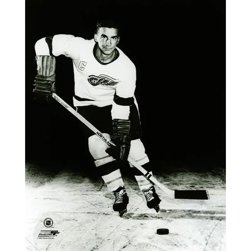 Ted Lindsay "Red Wings Classic" (c.1954) Premium Poster Print - Photofile Inc.