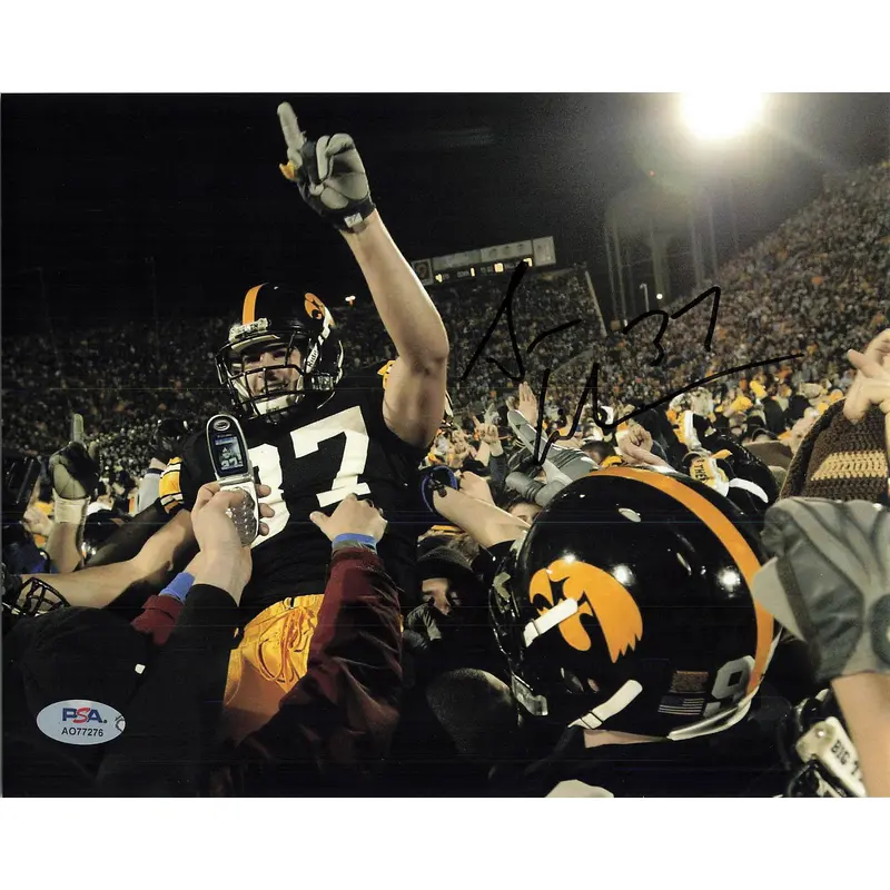 Sean Considine signed 8x10 photo PSA/DNA Iowa Hawkeyes Autographed