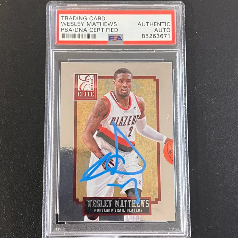 2013-14 Panini Elite #103 Wesley Matthews Signed Card AUTO PSA Slabbed Trail Blazers