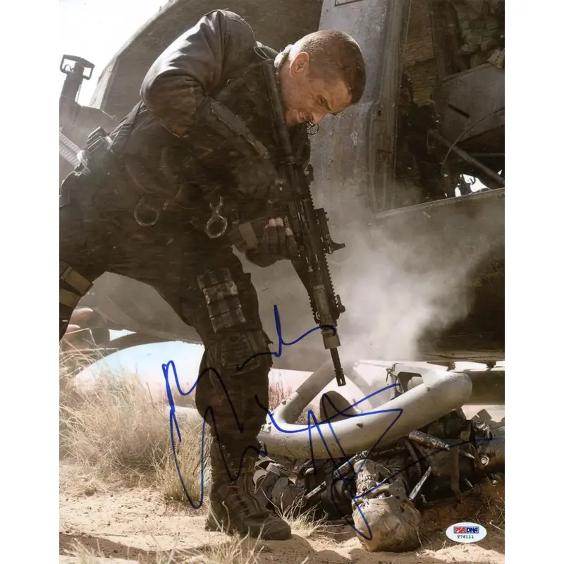 Christian Bale Terminator Salvation Signed Authentic 11X14 Photo PSA/DNA #T76111
