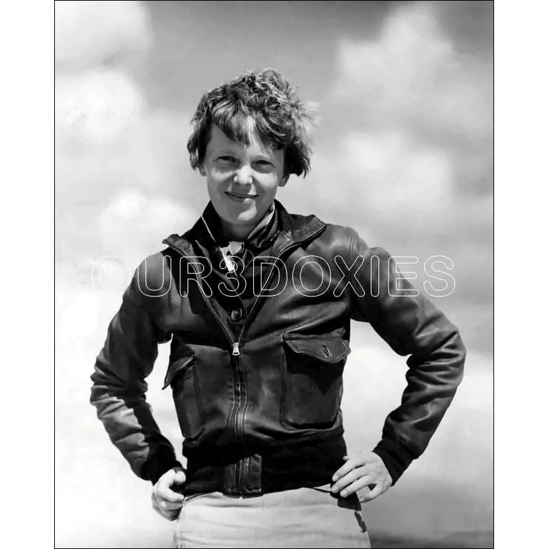 Amelia Earhart 8X10 Photo - 2752