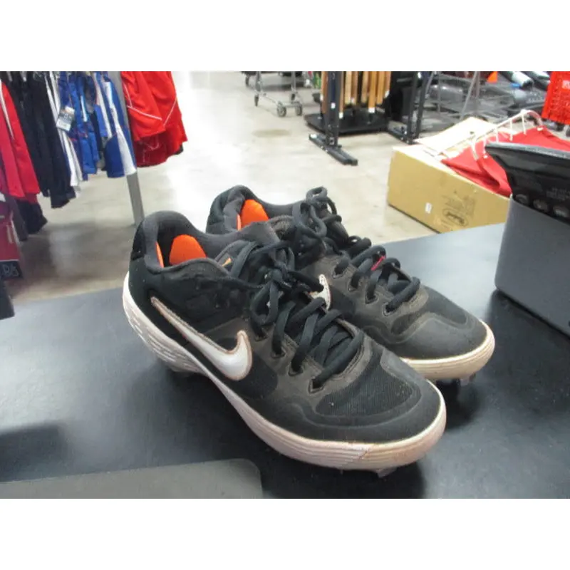 Used Nike Metal Baseball Cleats Size 4.5