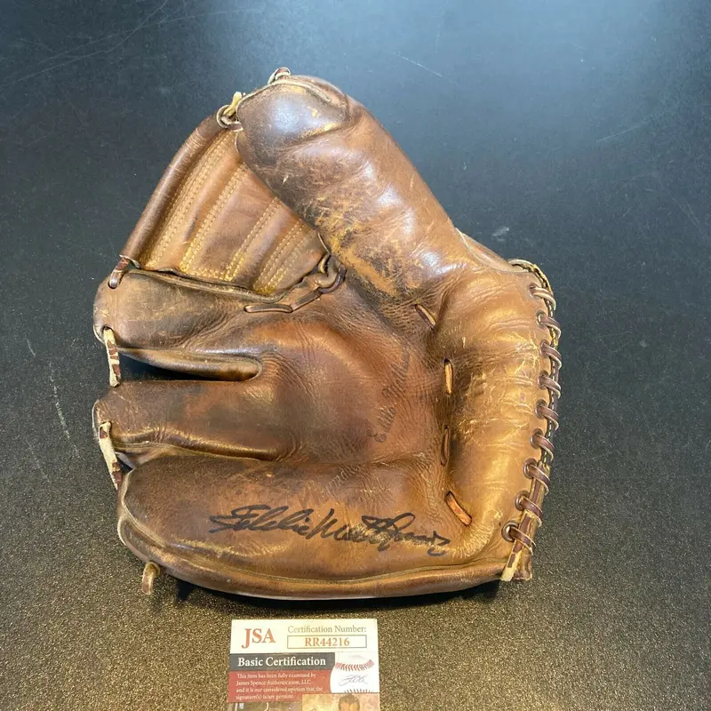 Eddie Mathews Signed Autographed 1950's Game Model Baseball Glove With JSA COA