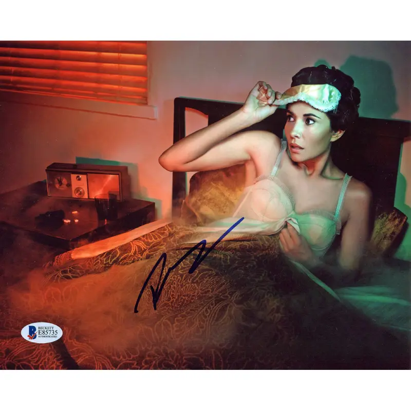Tamara Feldman Hatchet Authentic Signed 8x10 Photo Autographed BAS #E85735